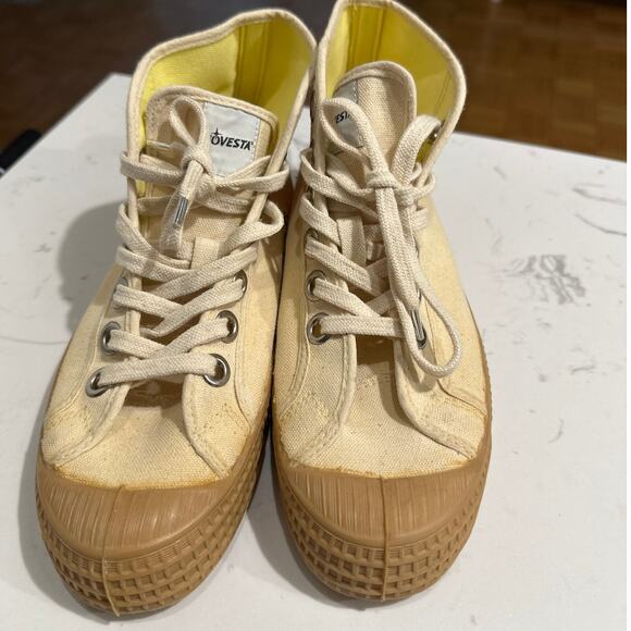Novesta Star Dribble High Top Cream and Gum Sole Sneaker, EU 37, Size US 7, NWOT - Picture 2 of 6